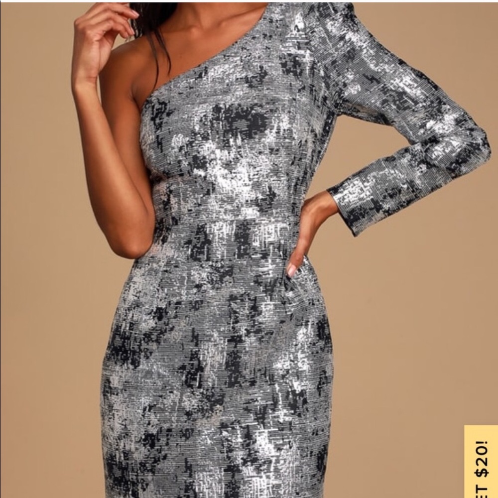 Lulu’s one shoulder dress